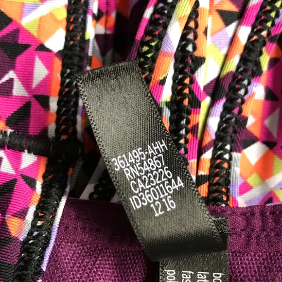 Fall Sale, last chance! VS Sports Bra NWOT Sz S - Picture 5 of 6